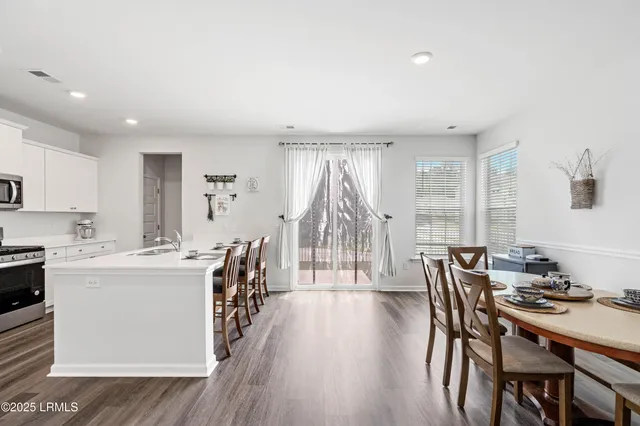 $2,800 | 60 Backwater Street, Port Royal, SC 29906