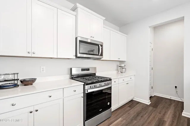 $2,800 | 60 Backwater Street, Port Royal, SC 29906