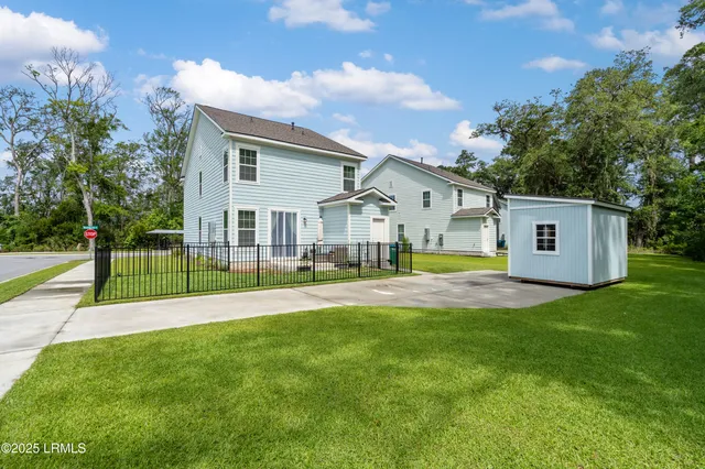 $2,800 | 60 Backwater Street, Port Royal, SC 29906