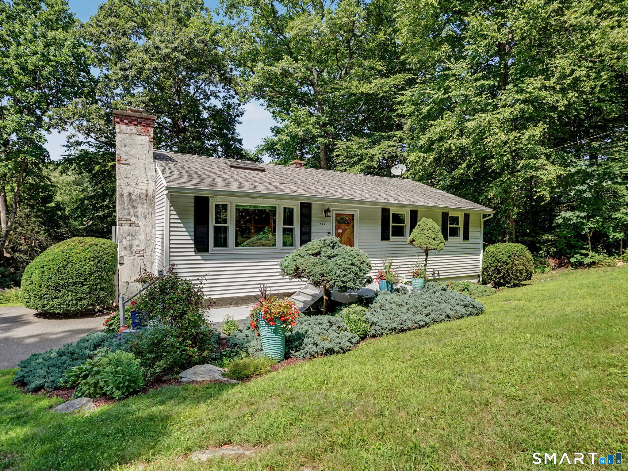 144 Park Road Oxford, CT 06478 - Photo 1 of 1 Gallery Image 1