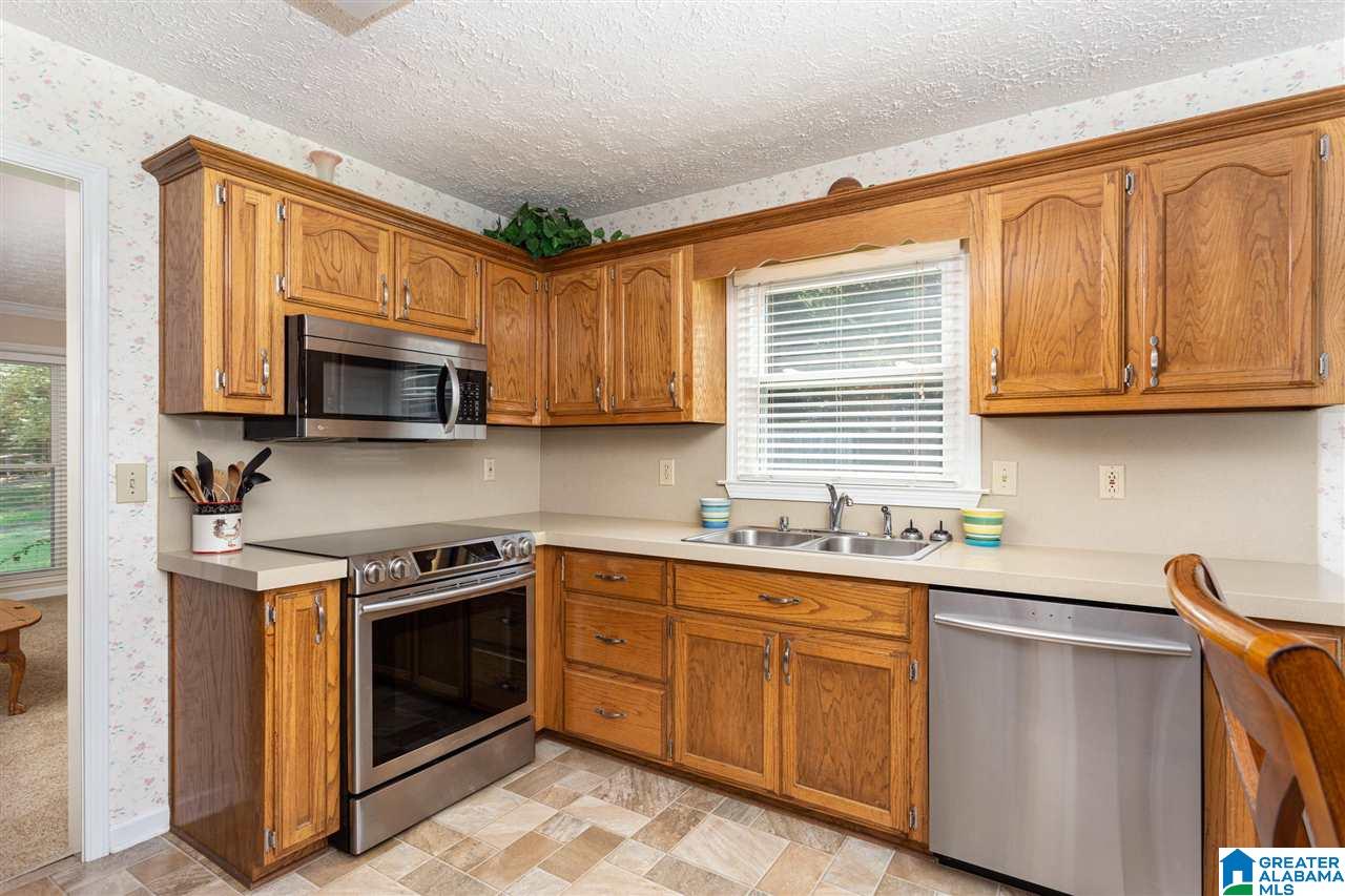 6216 Eagle Ridge Circle Pinson, AL 35126 - Photo 14 of 41 Gallery Image 14