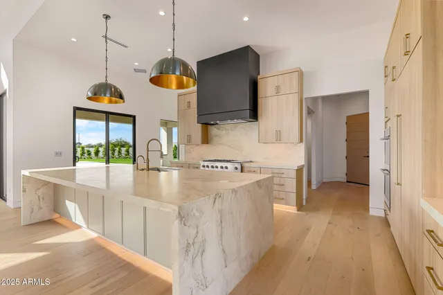 $3,975,000 | 6260 South Key Biscayne Court, Gilbert, AZ 85298