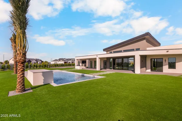 $3,975,000 | 6260 South Key Biscayne Court, Gilbert, AZ 85298