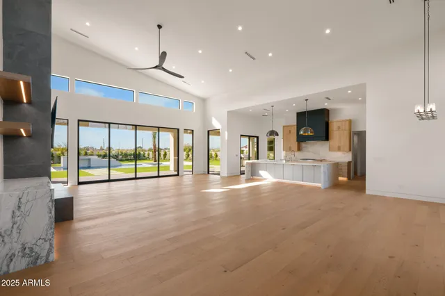 $3,975,000 | 6260 South Key Biscayne Court, Gilbert, AZ 85298