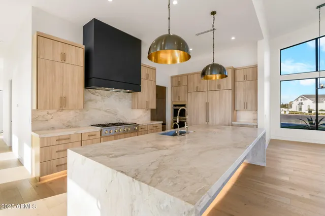 $3,975,000 | 6260 South Key Biscayne Court, Gilbert, AZ 85298