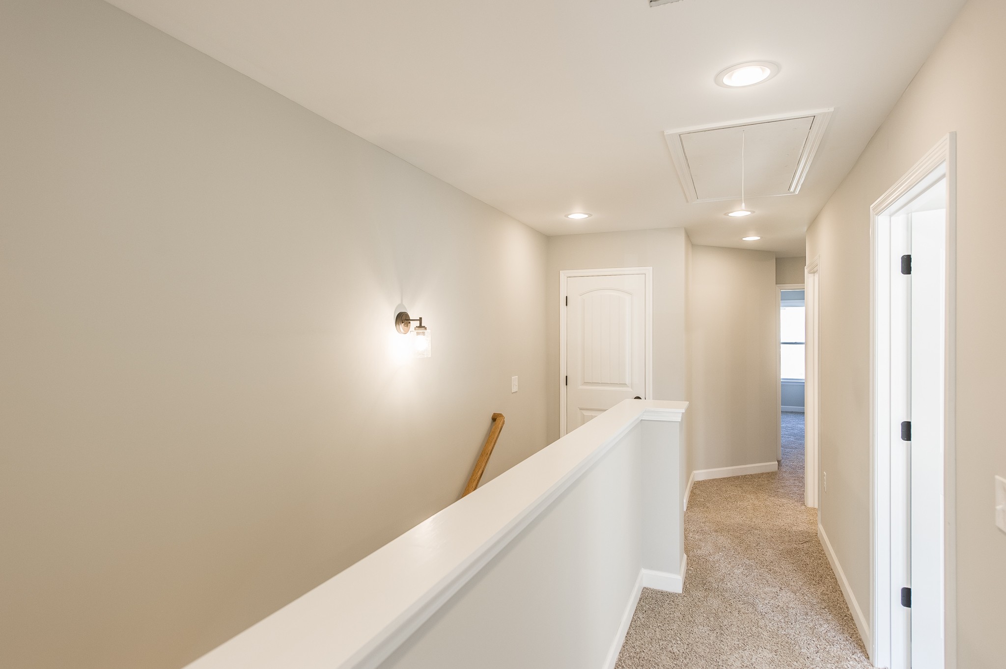 815 West Spring Street Lebanon, TN 37087 - Photo 14 of 32 a view of a hallway with closet