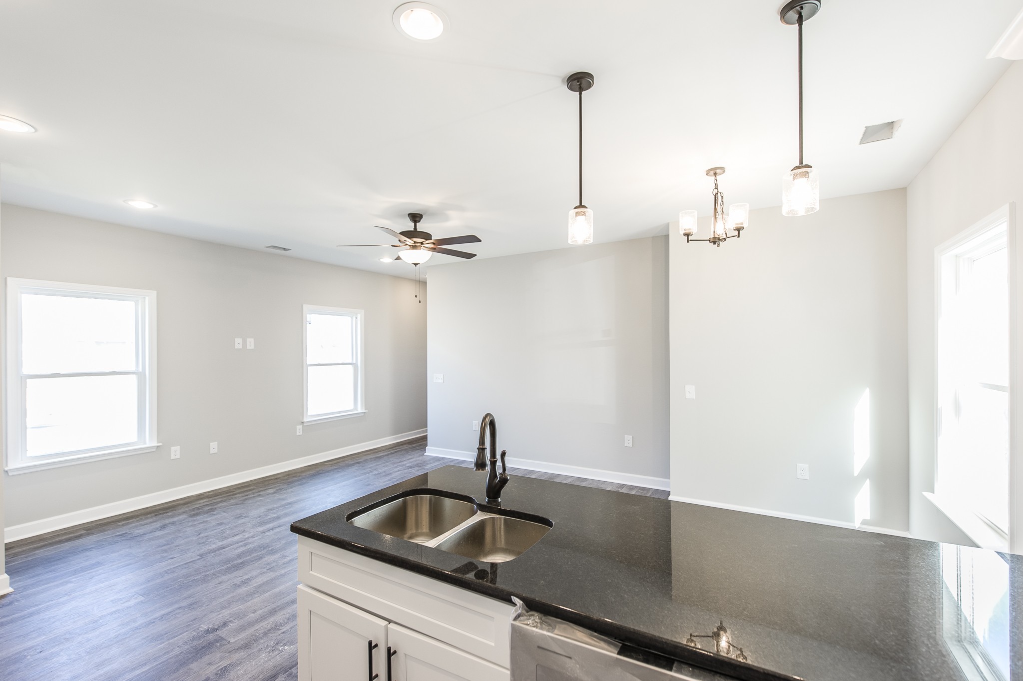 815 West Spring Street Lebanon, TN 37087 - Photo 6 of 32 a kitchen with sink and window