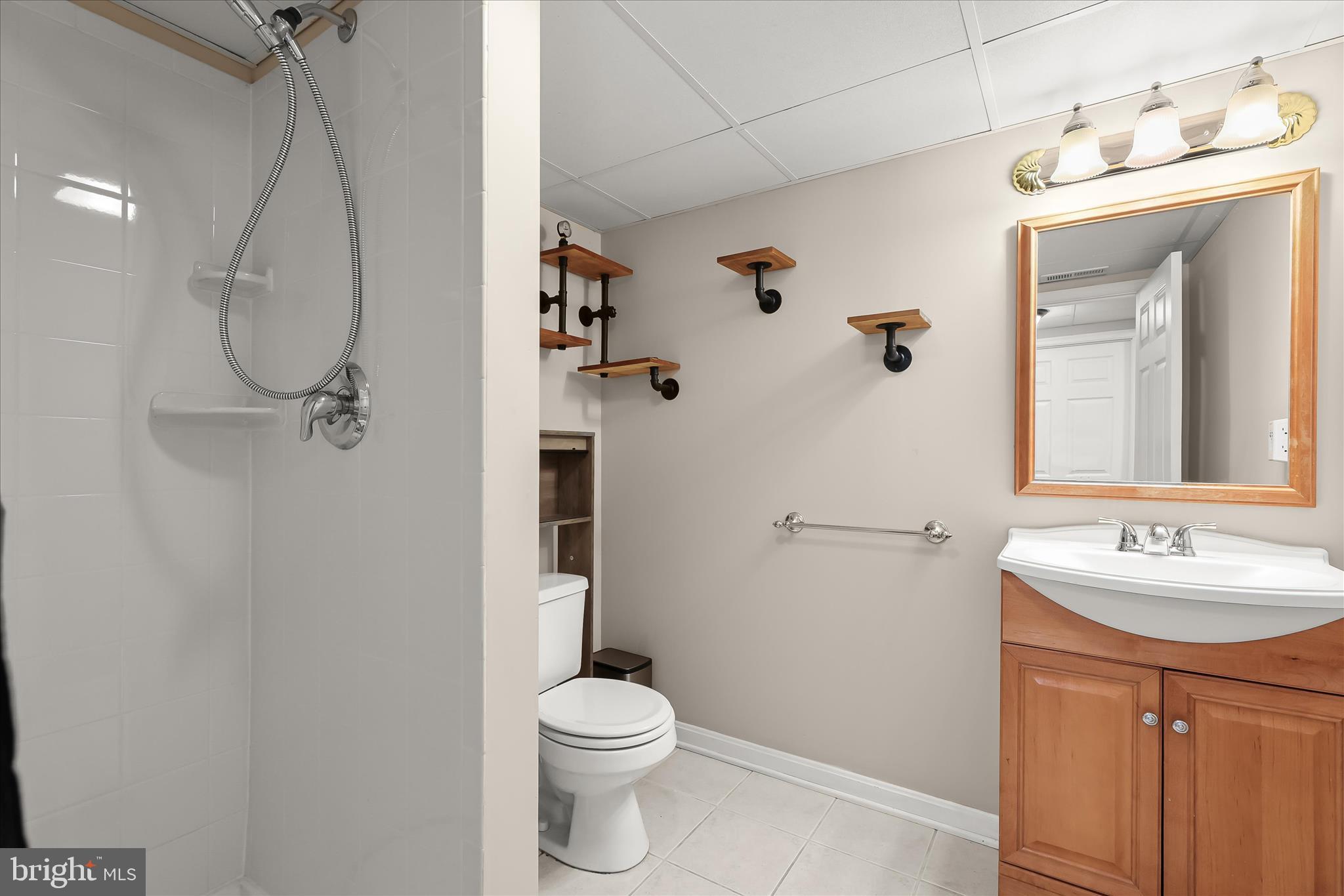 1211 Bloom Road Westminster, MD 21157 - Photo 33 of 50 Full Bath