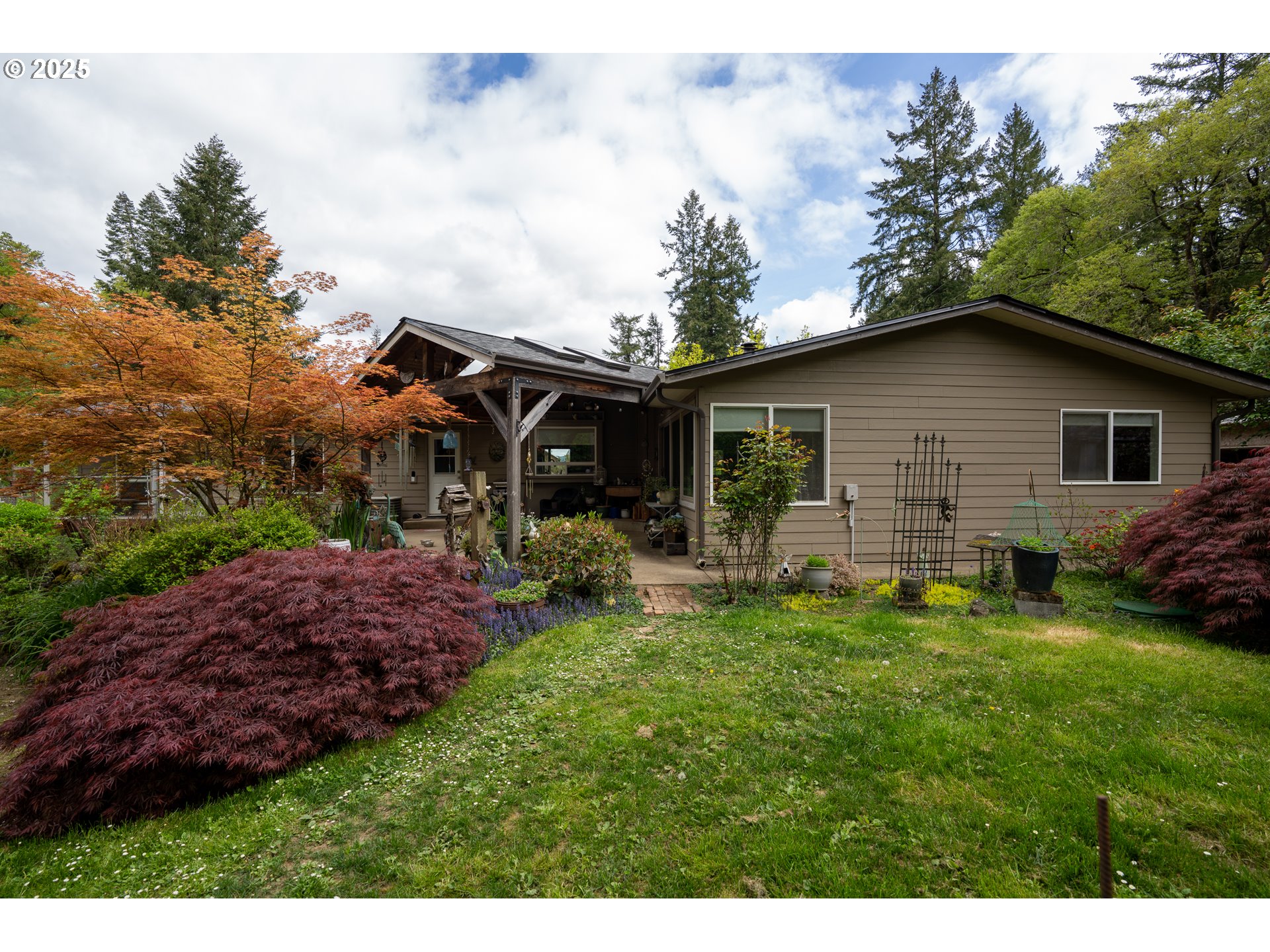 7322 Rice Valley Road Oakland, OR 97462 - Photo 2 of 44 Gallery Image 2