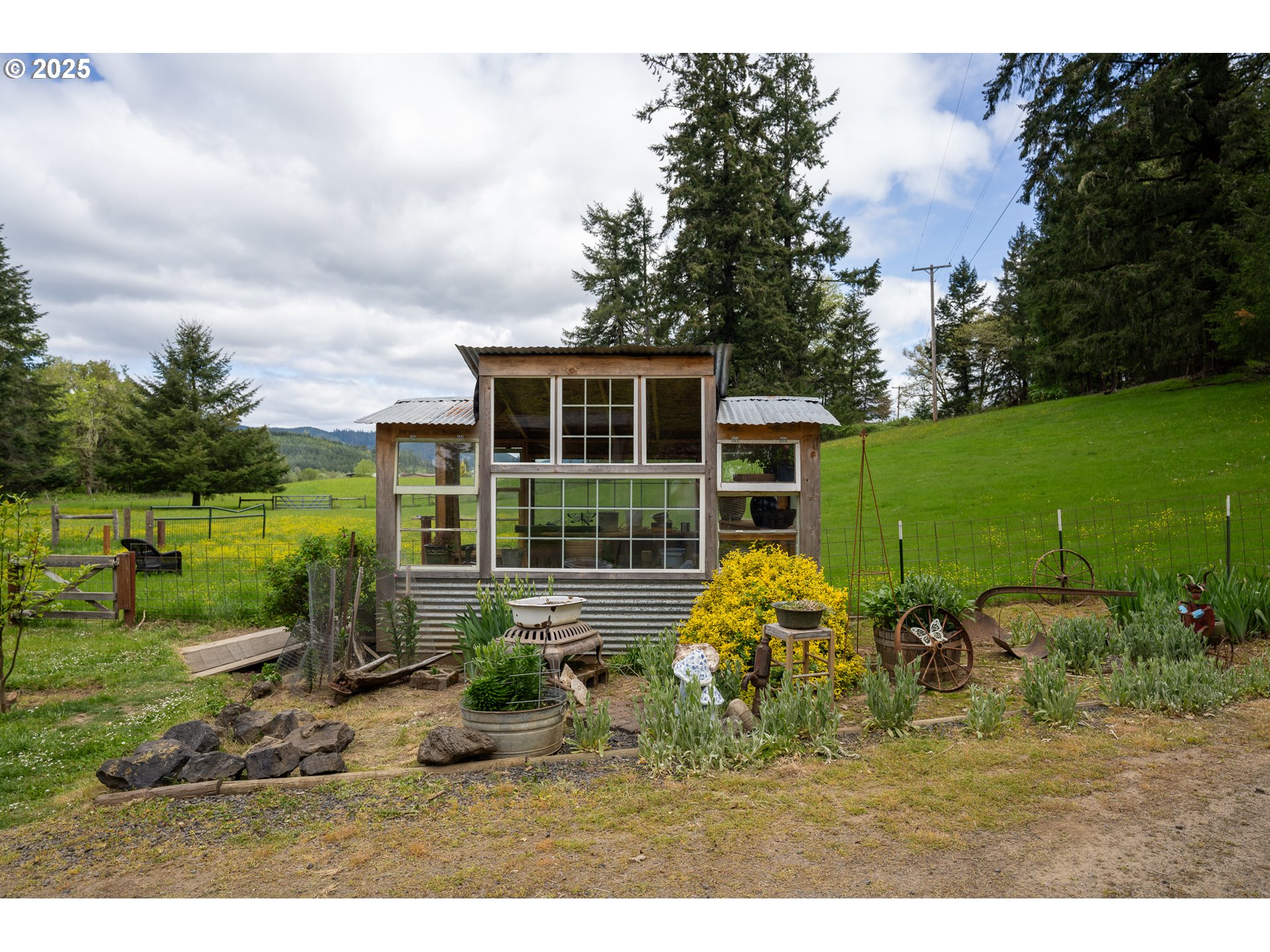 7322 Rice Valley Road Oakland, OR 97462 - Photo 6 of 44 Gallery Image 6