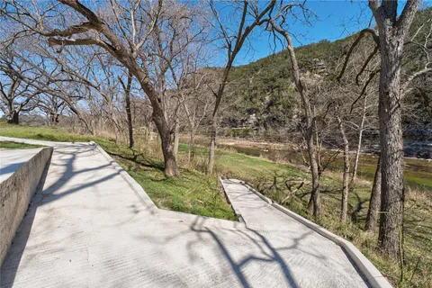 $750,000 | 865 Bingham Lane, New Braunfels, TX 78132