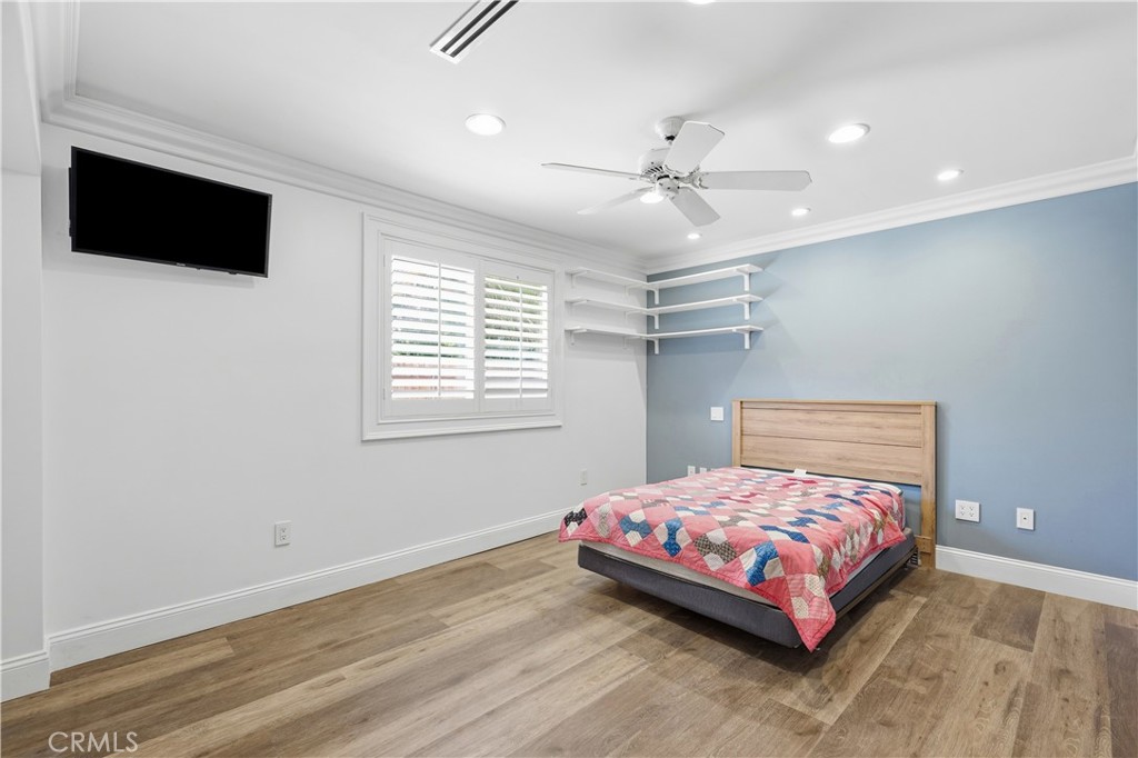 19238 Strathern Street Reseda, CA 91335 - Photo 17 of 34