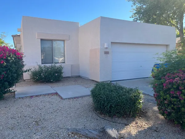 $2,000 | 20230 North 63rd Drive, Glendale, AZ 85308