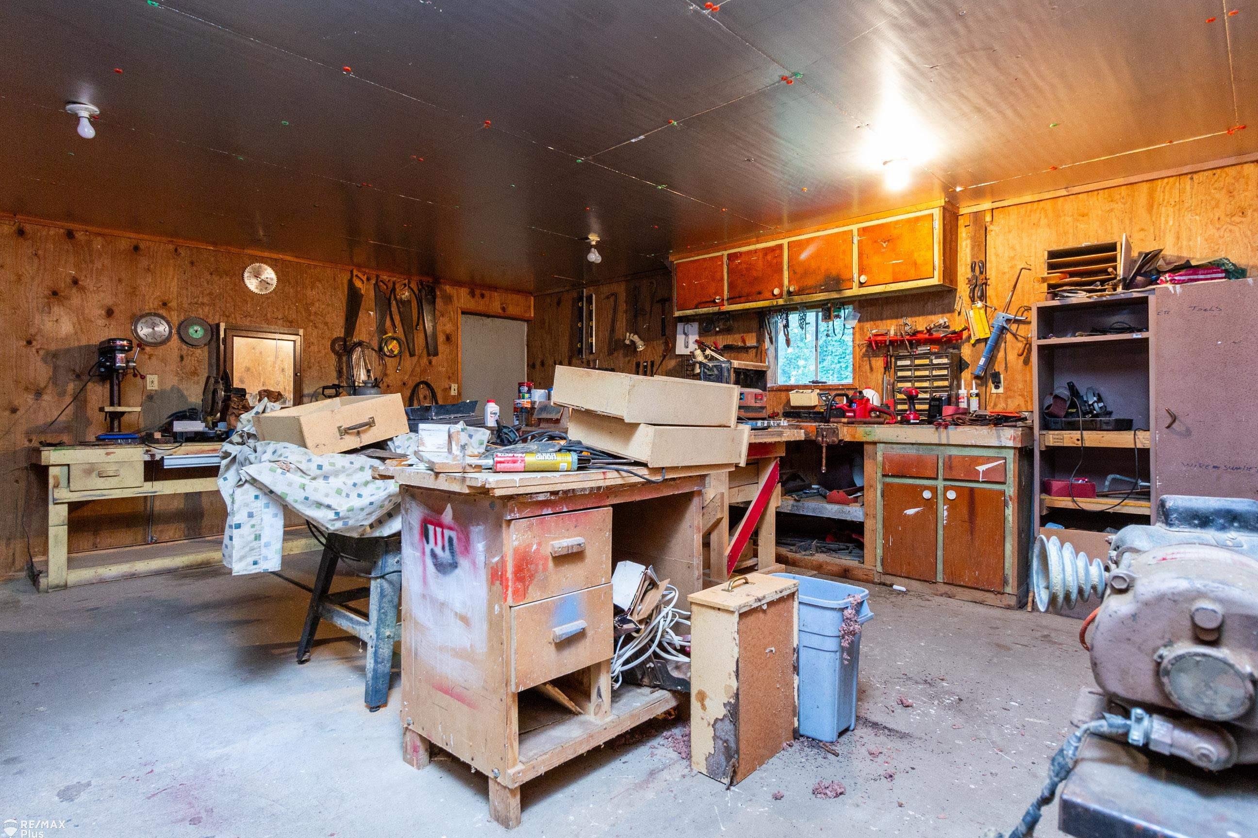 4180 Phillips Road Metamora, MI 48455 - Photo 38 of 54 50154916-b92eb6a2-a4a1-4df4-b46f-6f4448b7d6ce.JPG