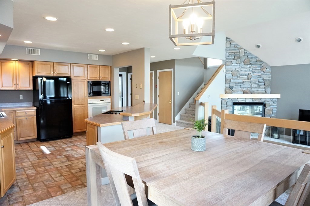 23 West Sutton Road Sutton, MA 01590 - Photo 12 of 36 Gallery Image 12