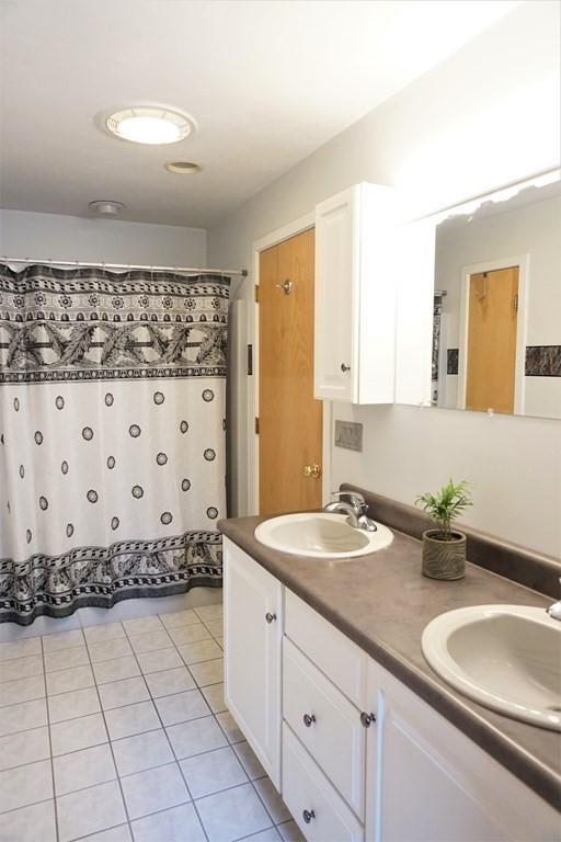 23 West Sutton Road Sutton, MA 01590 - Photo 18 of 36 Gallery Image 18