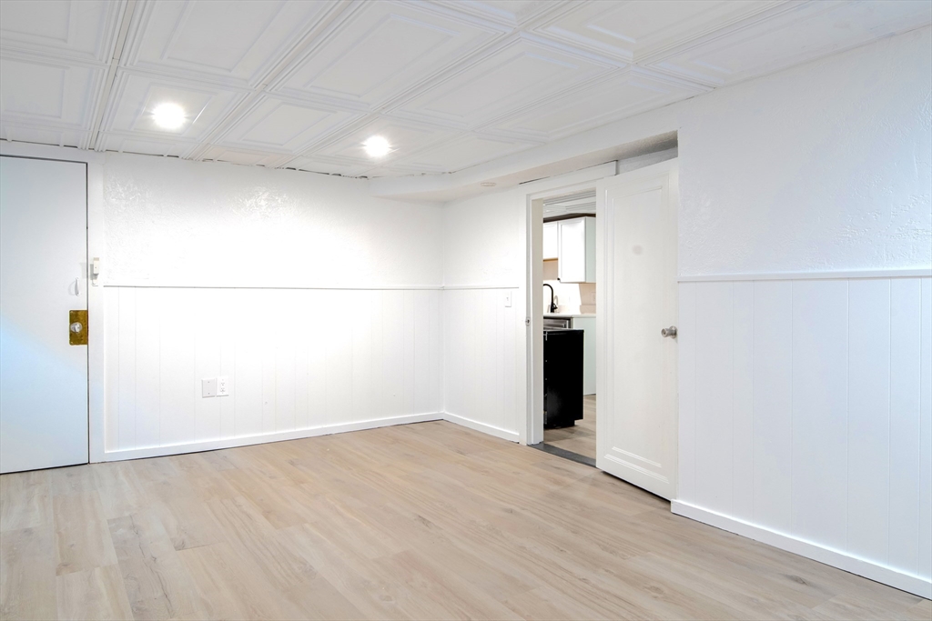 5 Stoneland Road, Unit 4 Worcester, MA 01603 - Photo 1 of 4