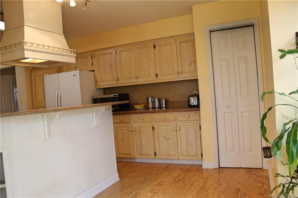 1135 Lawrence Road Clover, SC 29710 - Photo 17 of 46 Gallery Image 17
