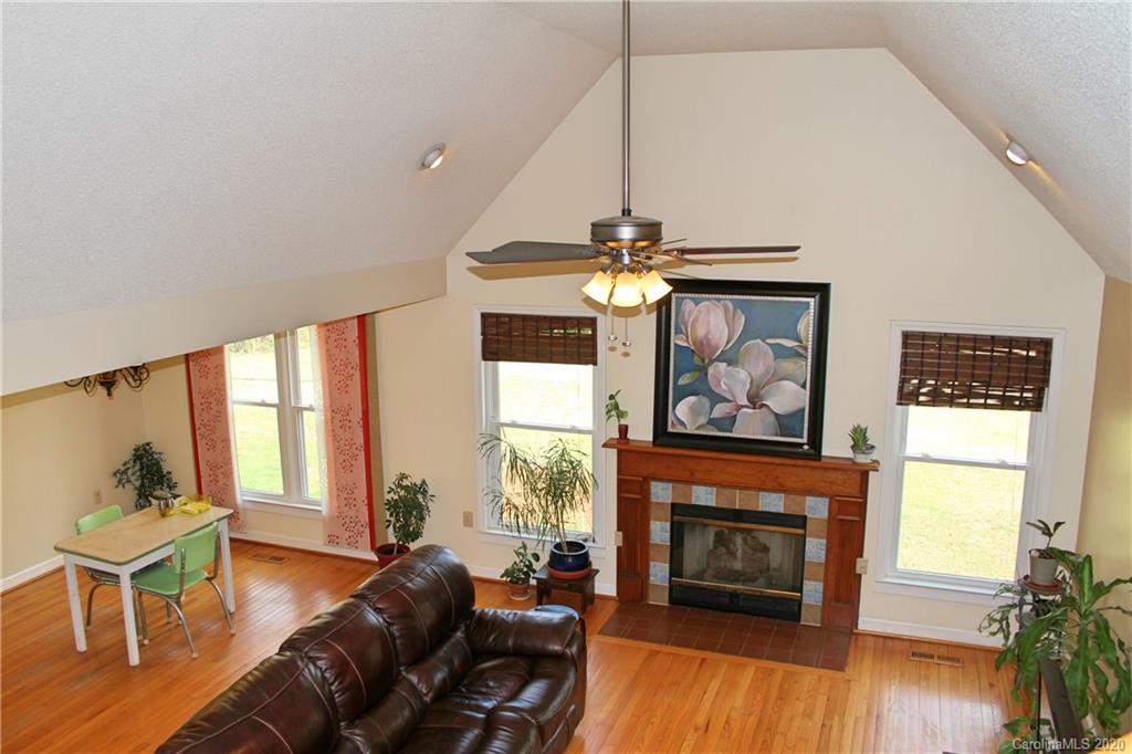 1135 Lawrence Road Clover, SC 29710 - Photo 26 of 46 Gallery Image 26