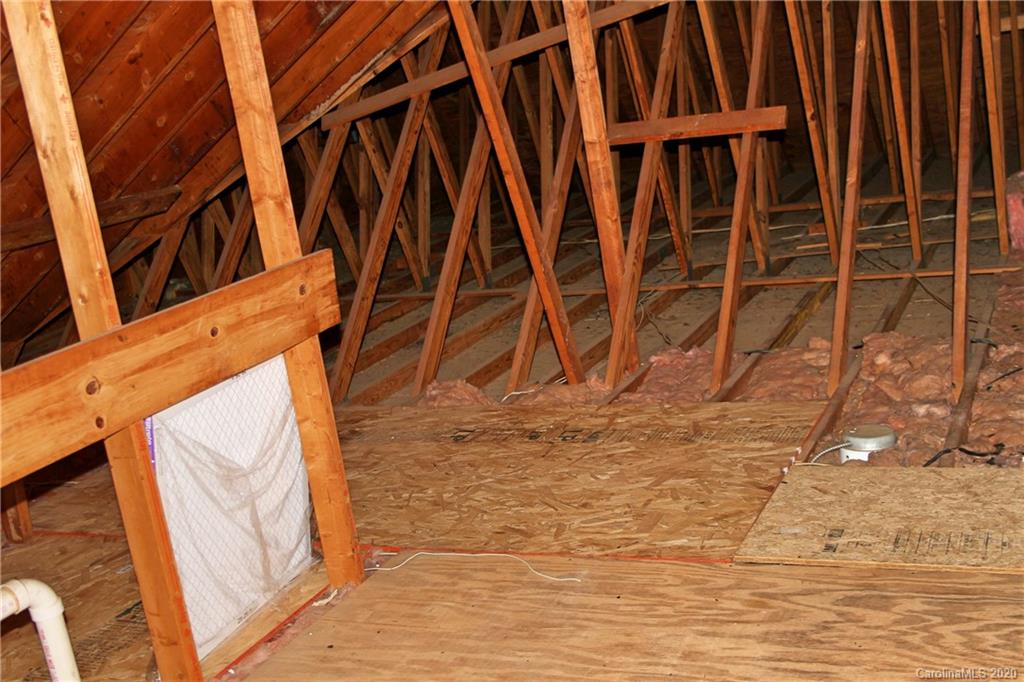 1135 Lawrence Road Clover, SC 29710 - Photo 29 of 46 Gallery Image 29