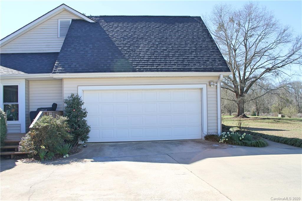 1135 Lawrence Road Clover, SC 29710 - Photo 37 of 46 Gallery Image 37
