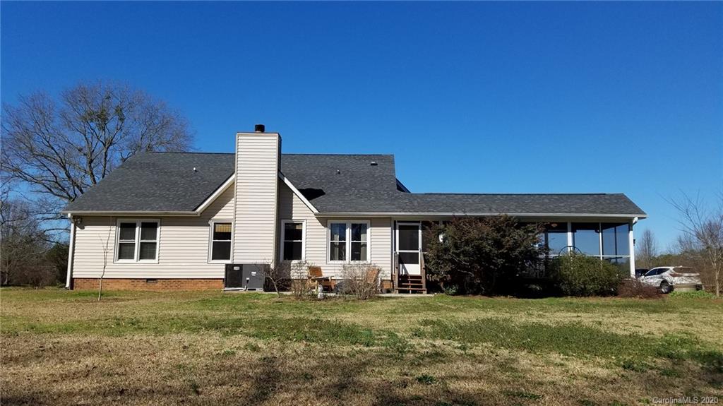 1135 Lawrence Road Clover, SC 29710 - Photo 40 of 46 Gallery Image 40