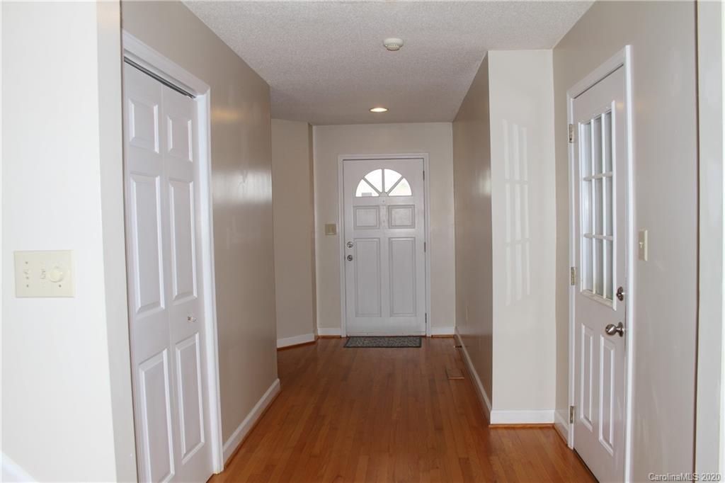 1135 Lawrence Road Clover, SC 29710 - Photo 8 of 46 Gallery Image 8