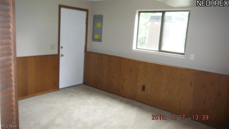 18110 Howe Road Strongsville, OH 44136 - Photo 13 of 21