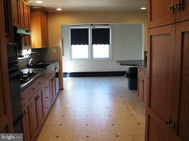 8092 Colebrook Road Palmyra, PA 17078 - Photo 7 of 19 Gallery Image 7