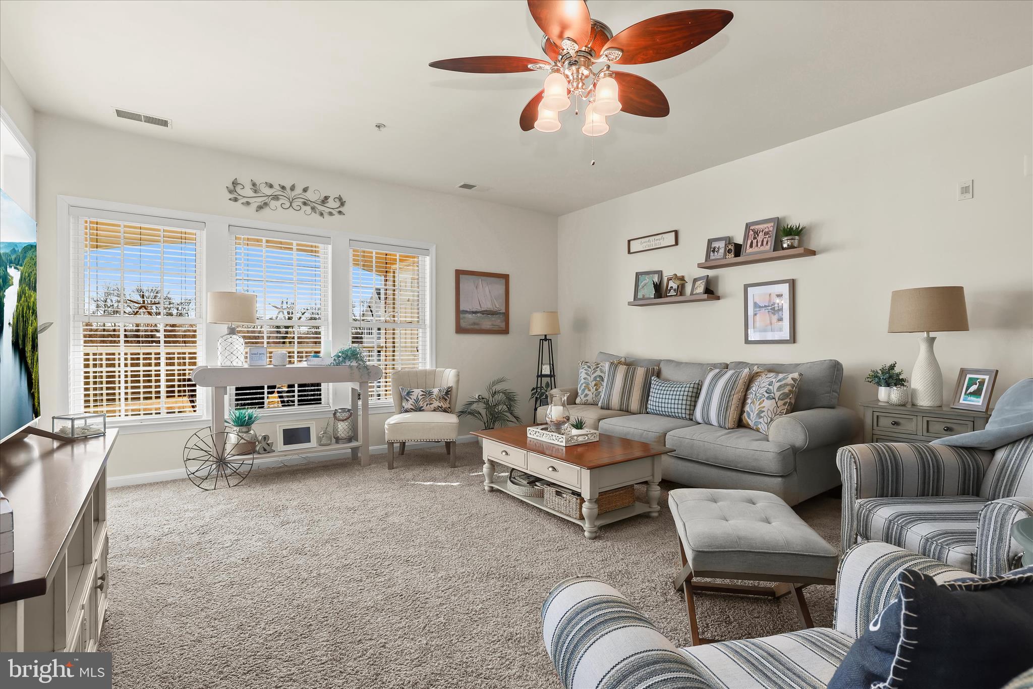 1406 Joppa Forest Drive, Unit 16 Joppa, MD 21085 - Photo 15 of 51 Living Room