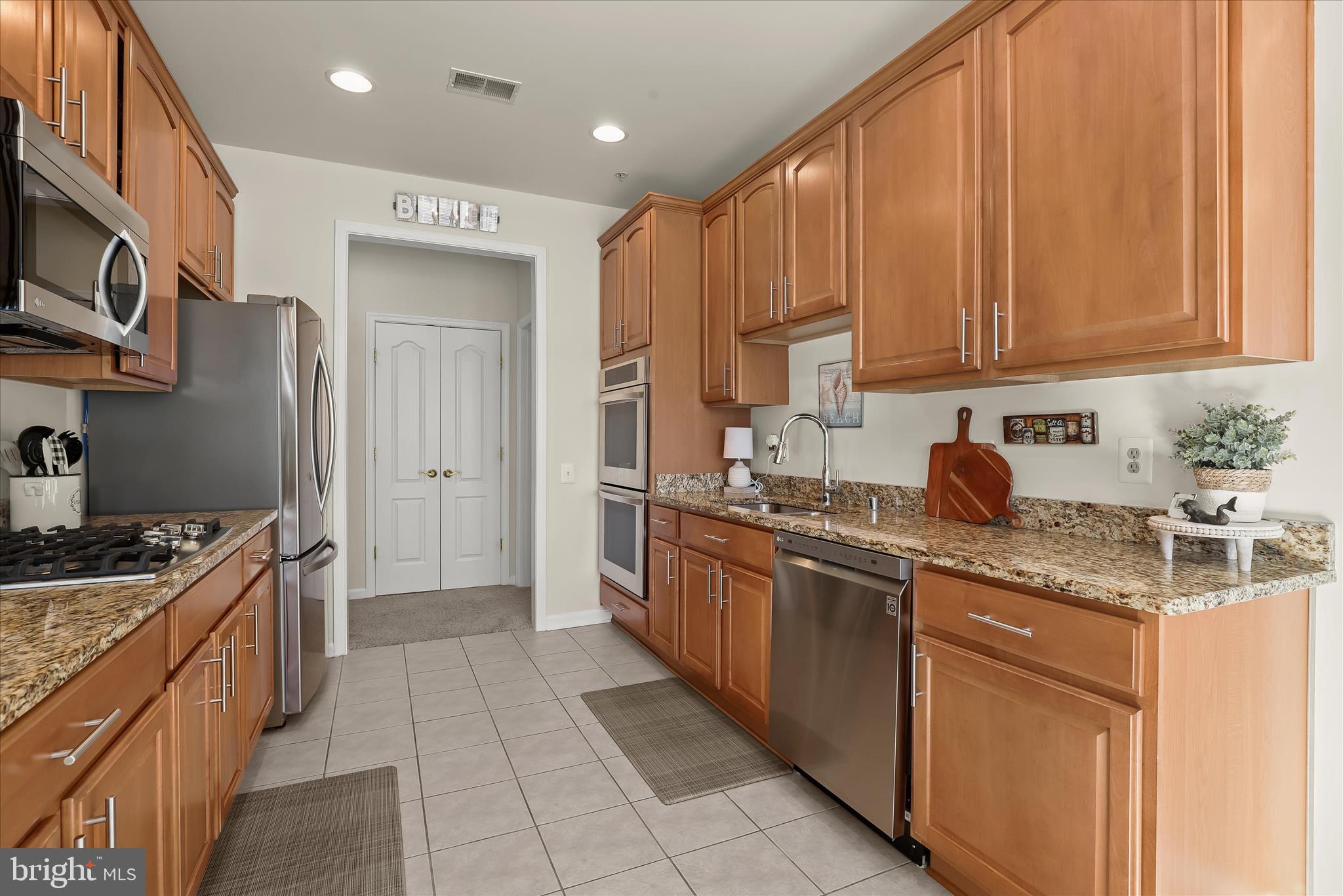 1406 Joppa Forest Drive, Unit 16 Joppa, MD 21085 - Photo 17 of 51 Eat In Kitchen