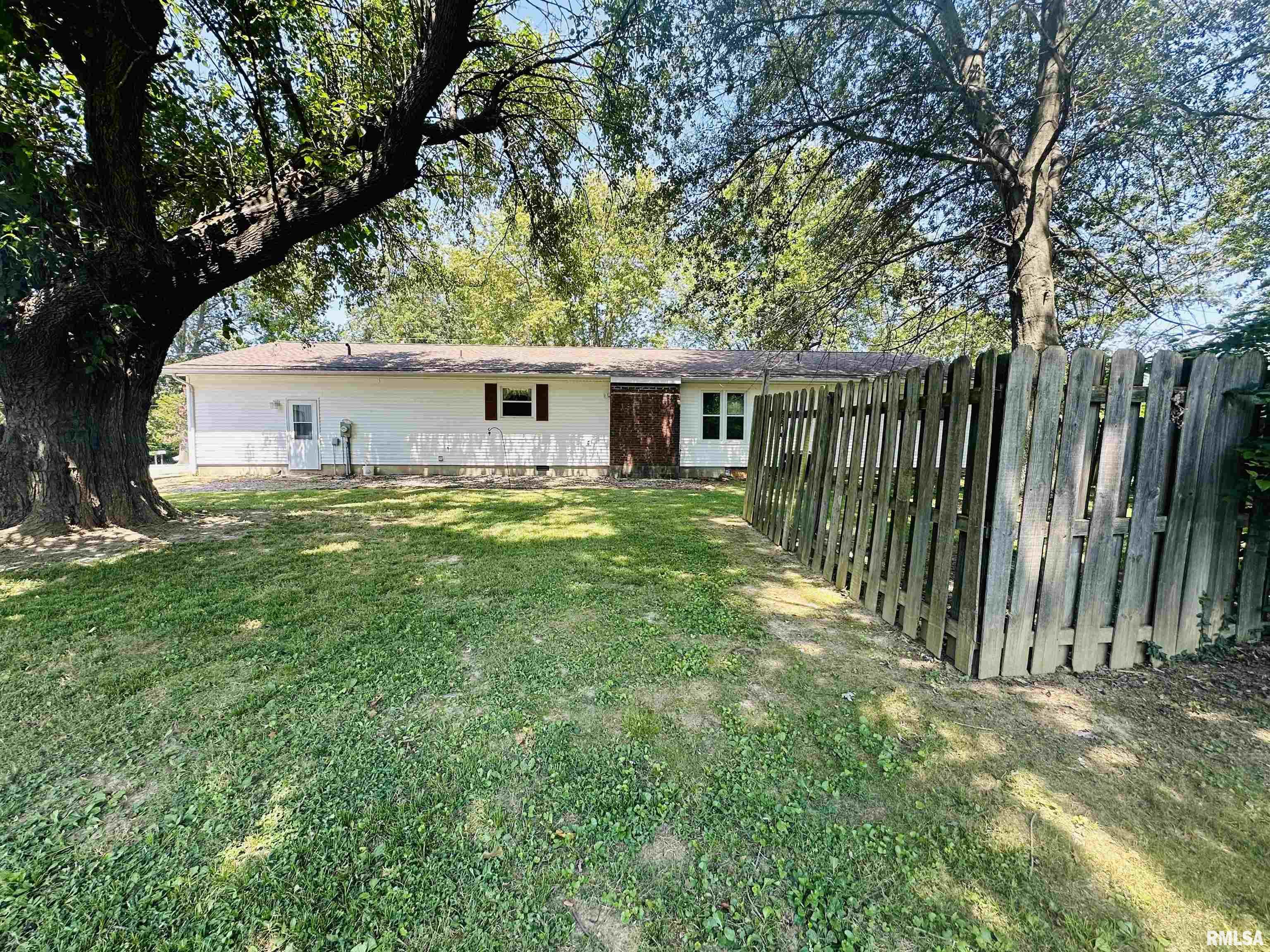 80 Gibbons Road Harrisburg, IL 62946 - Photo 5 of 28