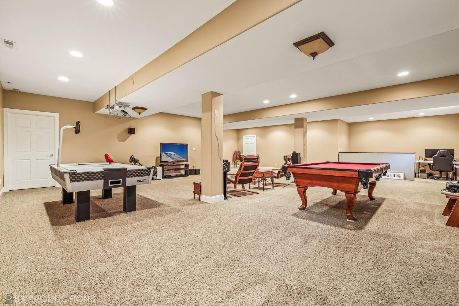 1825 Bramble Trace Chesterton, IN 46304 - Photo 25 of 30 a room with furniture and a wooden floor
