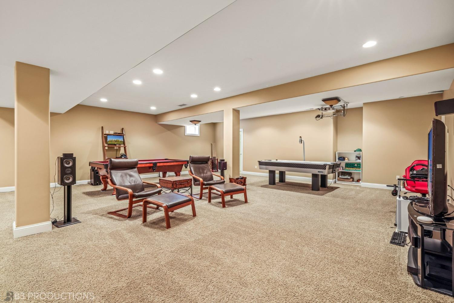 1825 Bramble Trace Chesterton, IN 46304 - Photo 26 of 30 a view of a big room with gym equipment