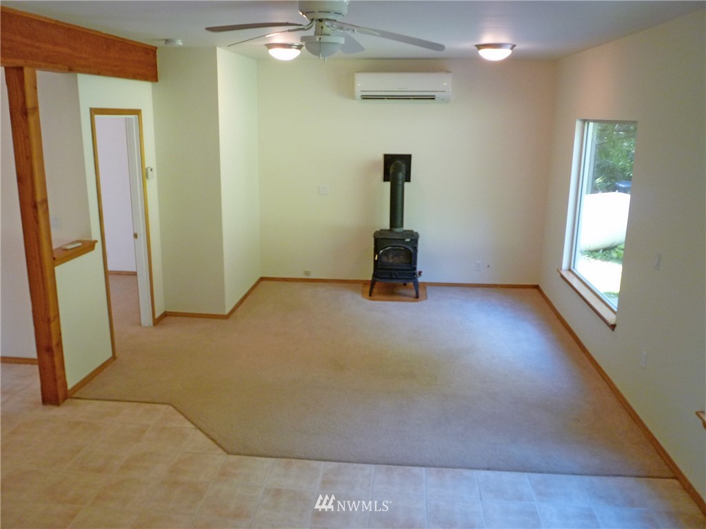 5027 Samish Way Bellingham, WA 98229 - Photo 8 of 24 Gallery Image 8