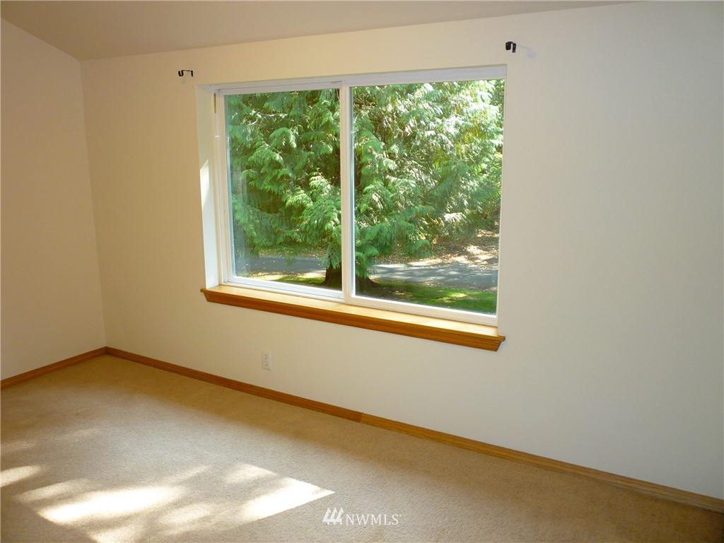 5027 Samish Way Bellingham, WA 98229 - Photo 9 of 24 Gallery Image 9