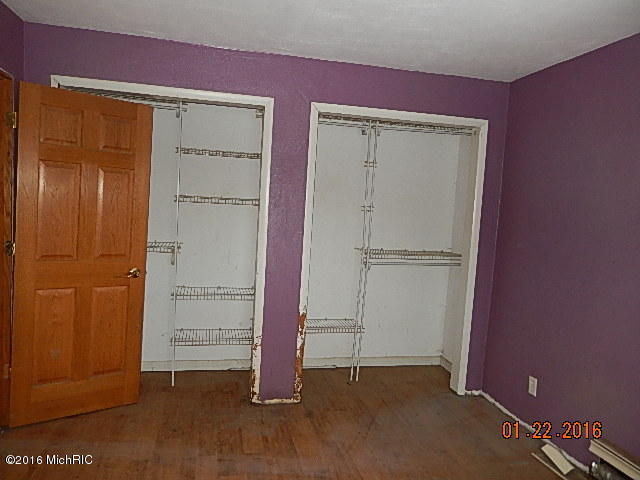 4452 Young Road Bellevue, MI 49021 - Photo 6 of 10 018