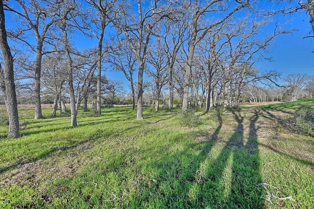 $4,700,000 | 1440 FM 2434, Weimar, TX 78962