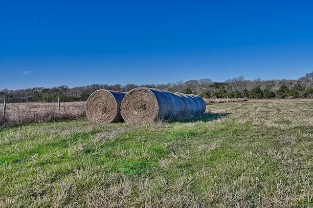 $4,700,000 | 1440 FM 2434, Weimar, TX 78962