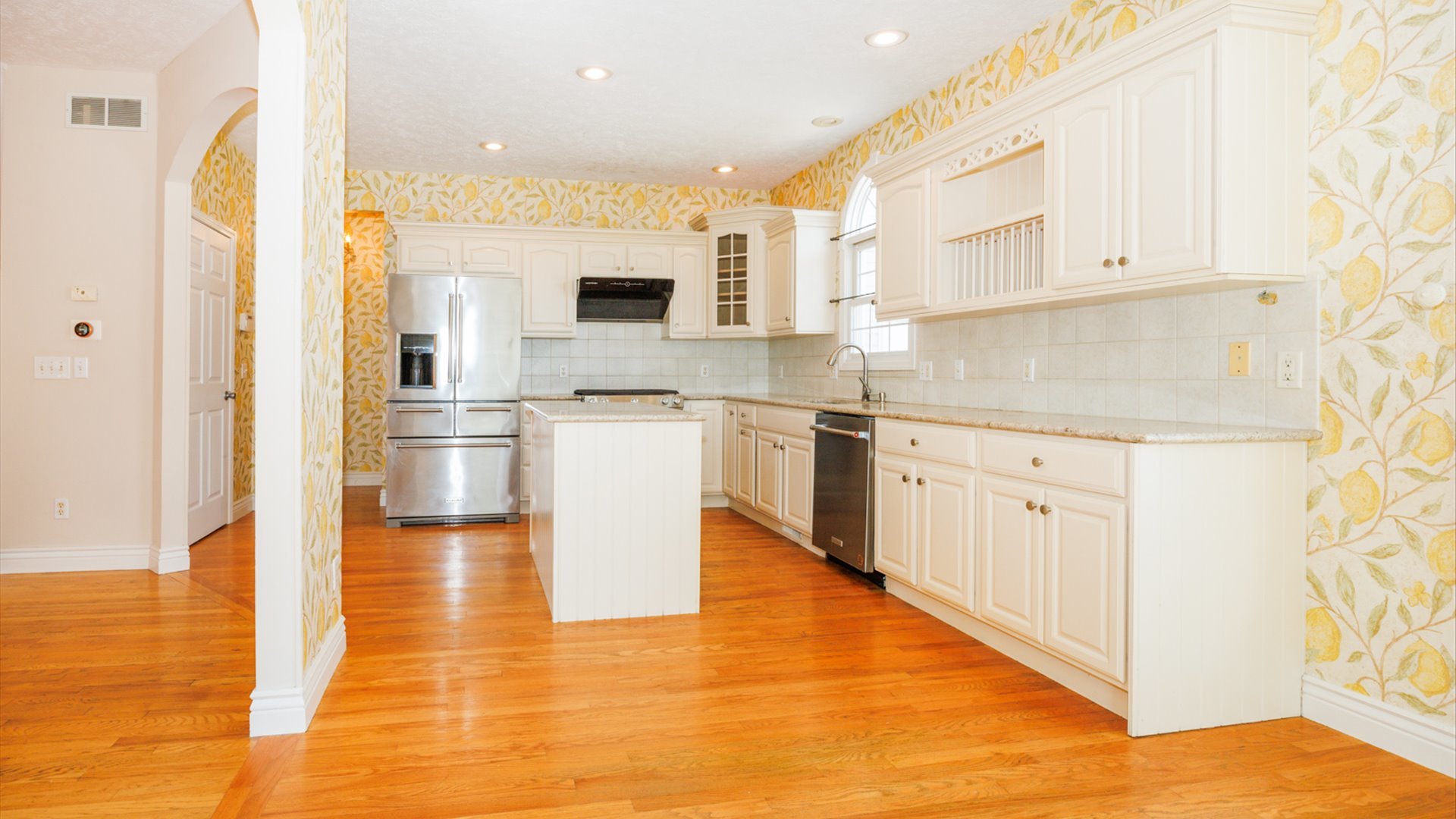 2509 Kara Crossing Bloomington, IL 61704 - Photo 19 of 74