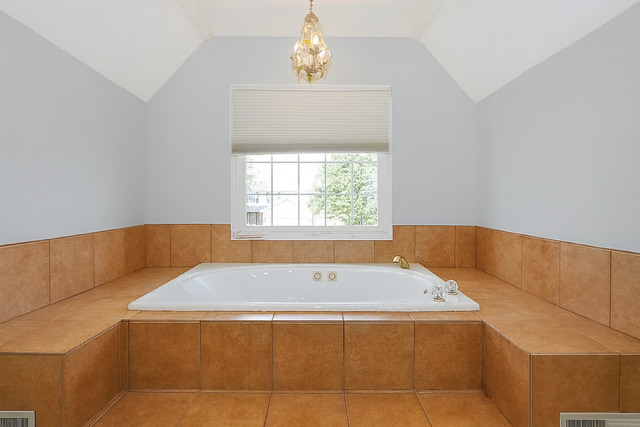 2509 Kara Crossing Bloomington, IL 61704 - Photo 32 of 74