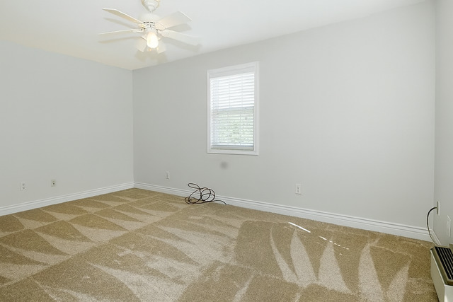 2509 Kara Crossing Bloomington, IL 61704 - Photo 34 of 74