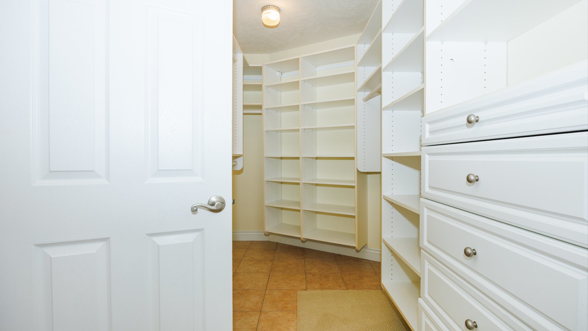 2509 Kara Crossing Bloomington, IL 61704 - Photo 41 of 74