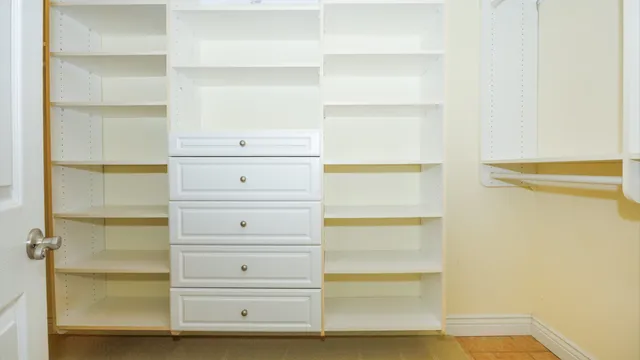 a view of an empty room with windows