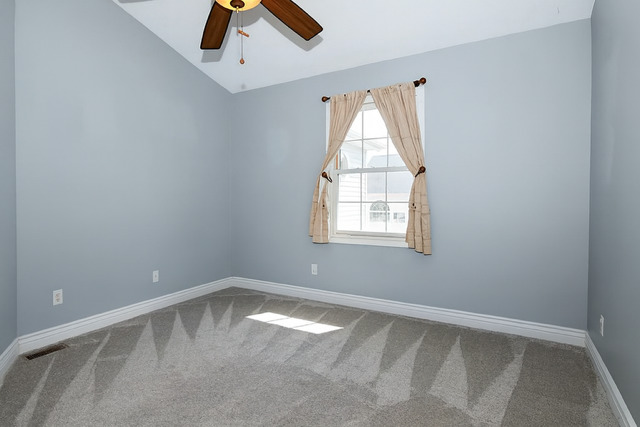 2509 Kara Crossing Bloomington, IL 61704 - Photo 47 of 74