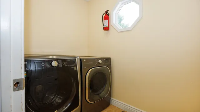 $399,000 | 2509 Kara Crossing, Bloomington, IL 61704