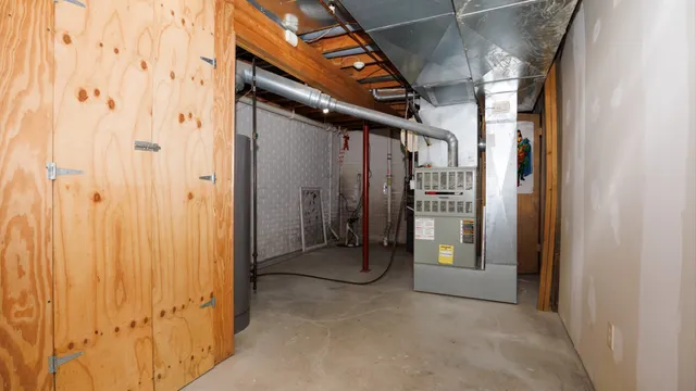 $399,000 | 2509 Kara Crossing, Bloomington, IL 61704