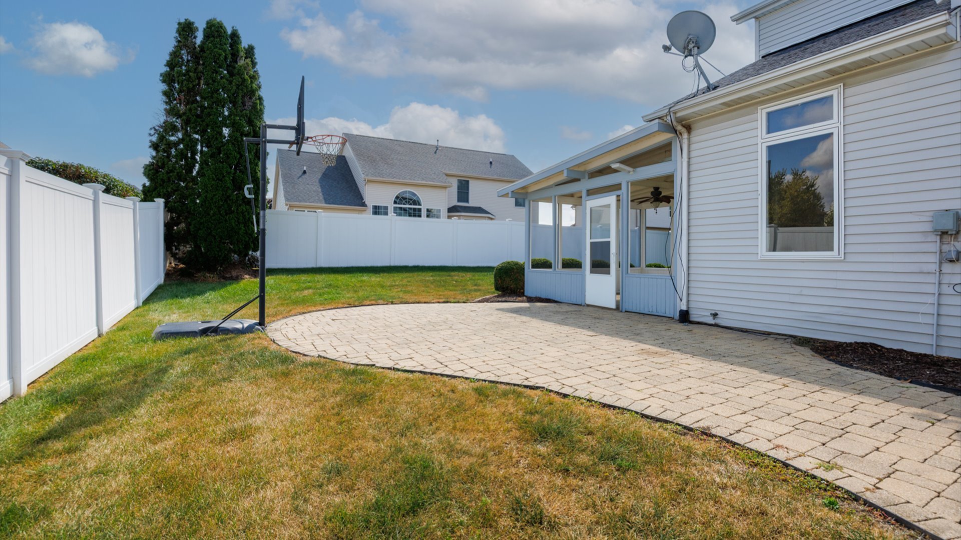 2509 Kara Crossing Bloomington, IL 61704 - Photo 71 of 74