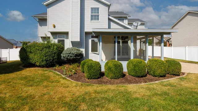 $399,000 | 2509 Kara Crossing, Bloomington, IL 61704