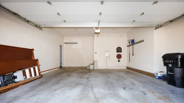 $399,000 | 2509 Kara Crossing, Bloomington, IL 61704